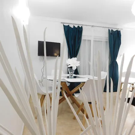 Apartment La Vela Polideportivo-turistika Denia